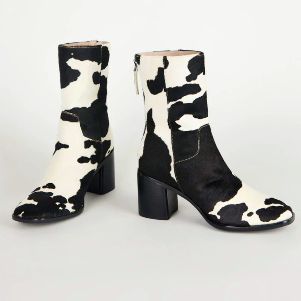 Intentionally Blank PG Boots - black cow print